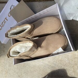 Cozzy girl ankle boots